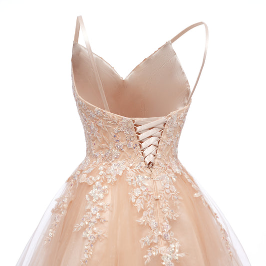 A-Line/Princess Straps Tulle Short/Mini Luxurious Cocktail Dresses with Lace Appliques