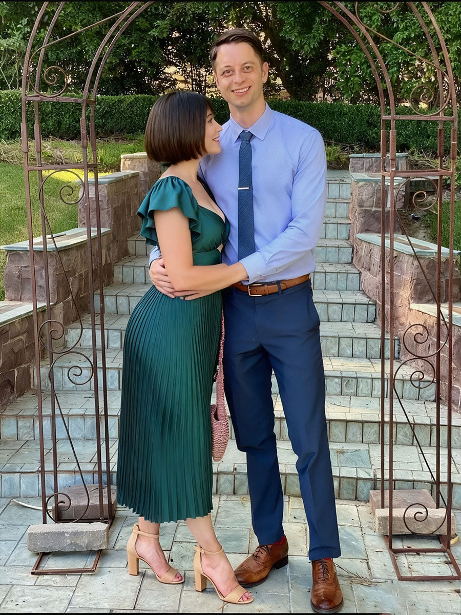 A-Line/Princess Short Sleeves Cutout Floor-Length Prom Dresses