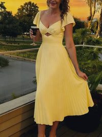 A-Line/Princess Short Sleeves Cutout Floor-Length Formal Dresses