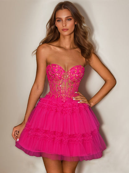 A-Line/Princess Strapless Short/Mini Ruffled Cocktail Dresses with Lace Appliques