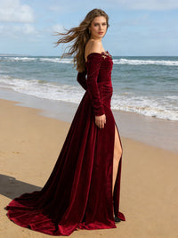 A-Line/Princess Long Sleeve Velvet Floor-Length Prom Dresses with Flower