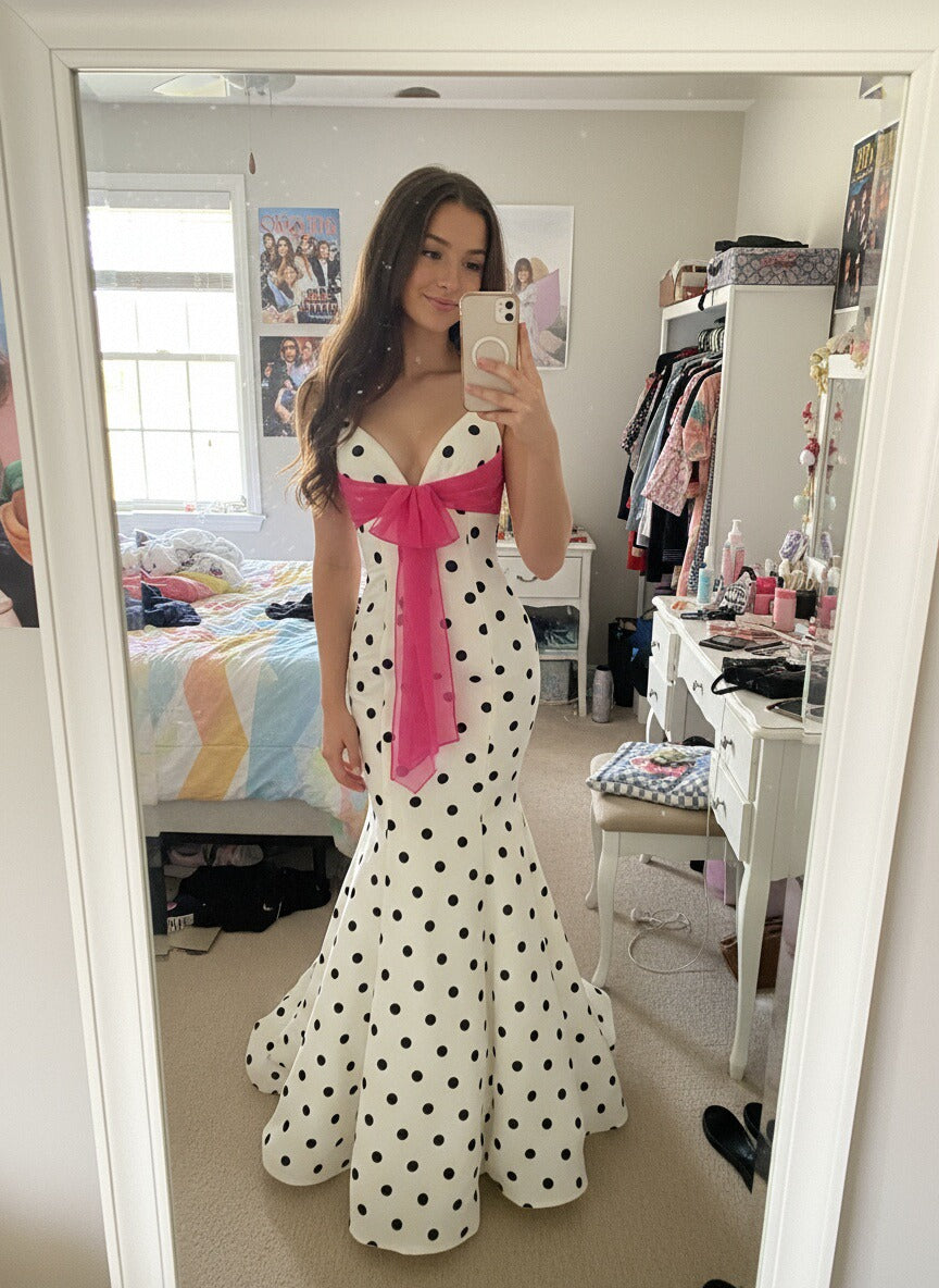 Mermaid V Neck Polka Dot Sleeveless Floor Length Prom Gown with Bow