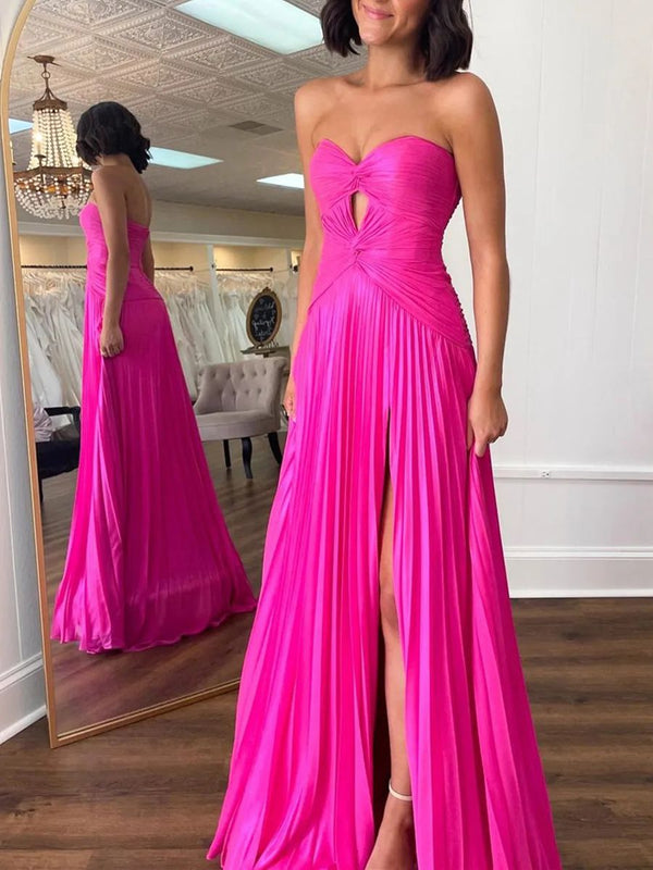 A-Line/Princess Sweetheart Neck Cut Out Floor-Length Prom Dresses with Pleated Chiffon