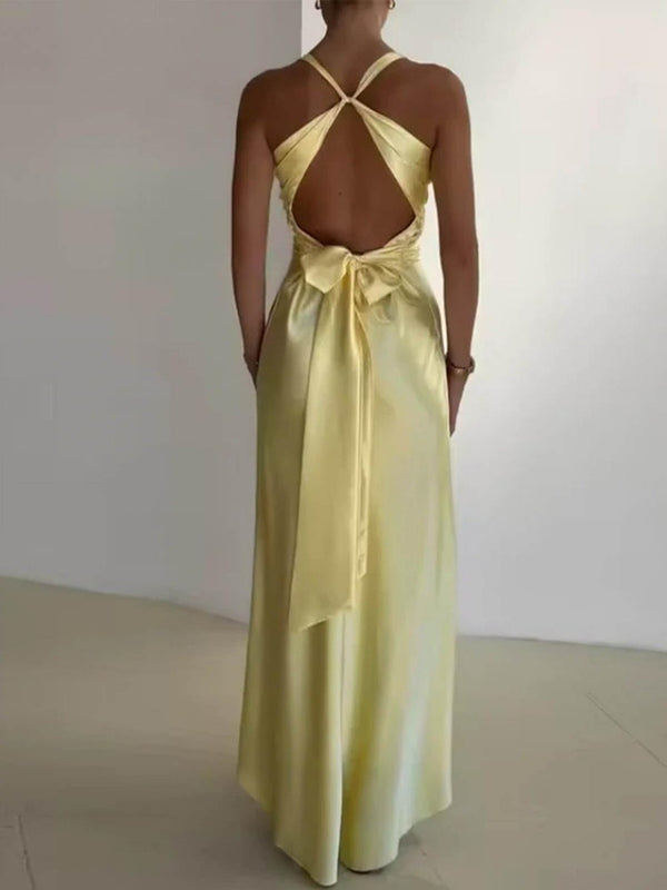 Sheath/Column Halter V Neck Floor-Length Prom Dresses with Satin