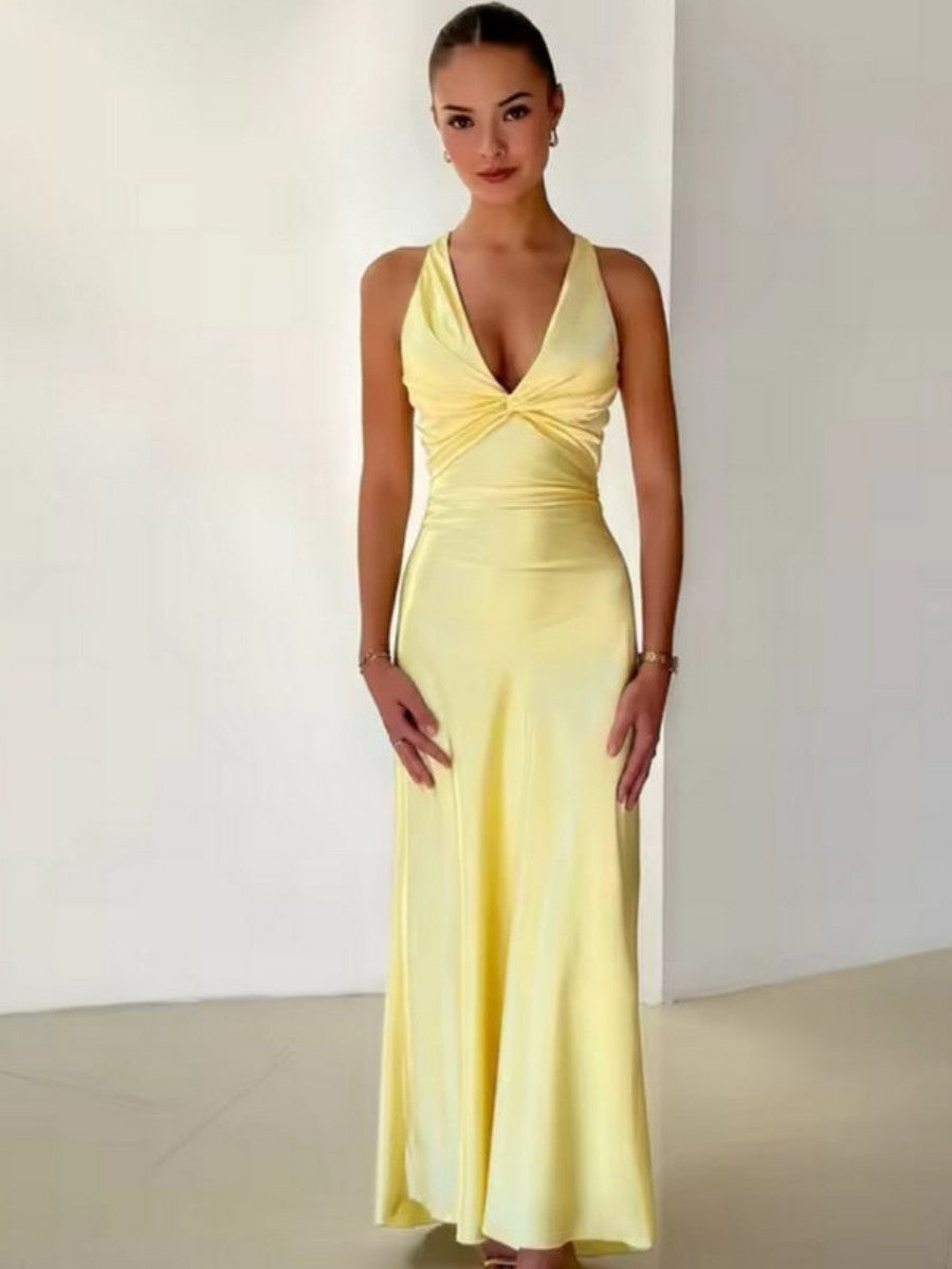 Sheath/Column Halter V Neck Floor-Length Prom Dresses with Satin