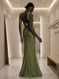 Mermaid/Trumpet Strapless Satin Ruched Floor-Length Evening Dresses with Scarf