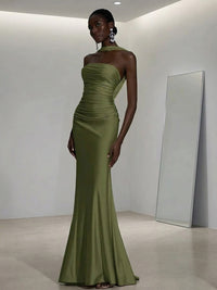 Mermaid/Trumpet Strapless Satin Ruched Floor-Length Evening Dresses with Scarf