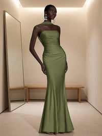 Mermaid/Trumpet Strapless Satin Ruched Floor-Length Evening Dresses with Scarf