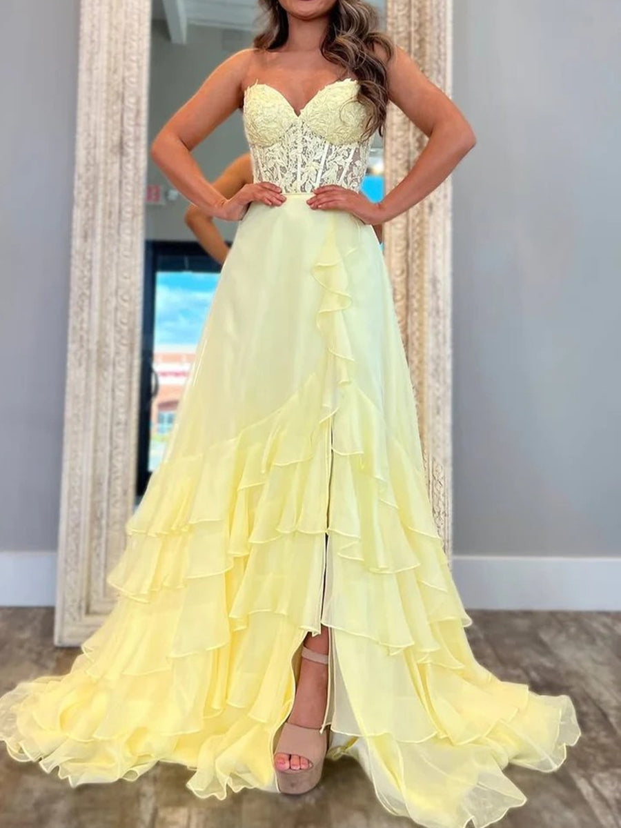 A-Line/Princess Sweetheart Tiered Floor-Length Prom Dresses with Lace Appliques