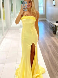 Sheath/Column Bodycon Satin Ruffle Floor-Length Prom Dresses