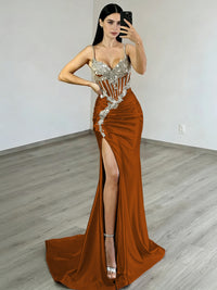 Sheath/Column V-Neck Spaghetti Strap Satin Floor-Length Evening Dresses with Lace Applique
