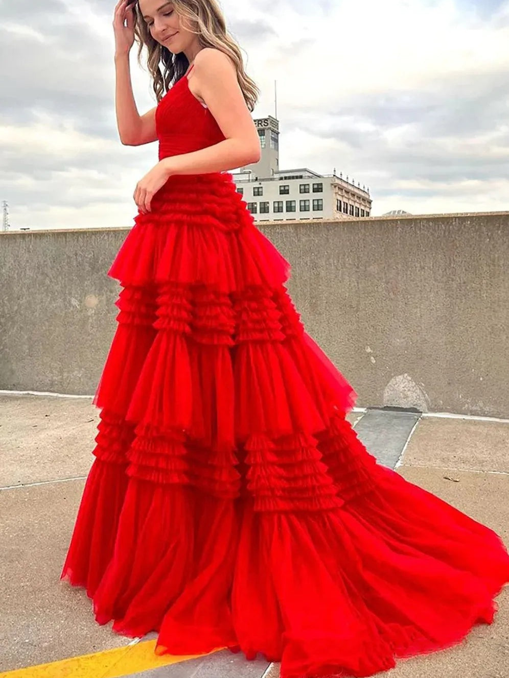 Tulle Spaghetti Strap Tiered Long Prom Dresses Ruffle Ball Gown