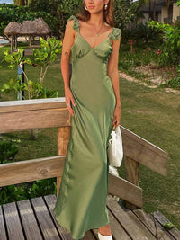 Mermaid/Trumpet Ruffle Spaghetti Strap Satin Long Wedding Guest Dresses