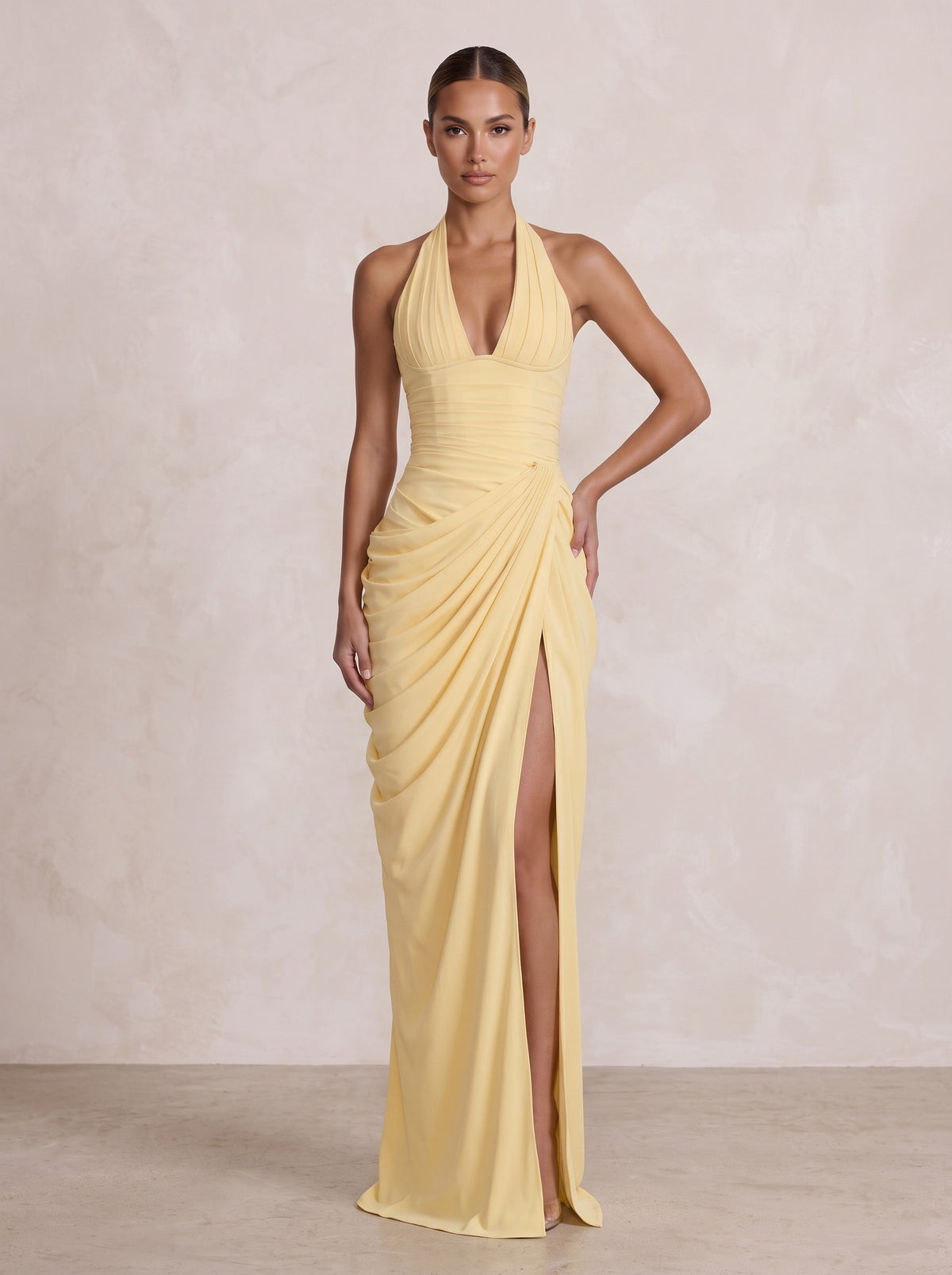 Chiffon Sheath/Column Prom Gowns Halter Floor-Length Formal Evening Dresses with Pleats & Slit