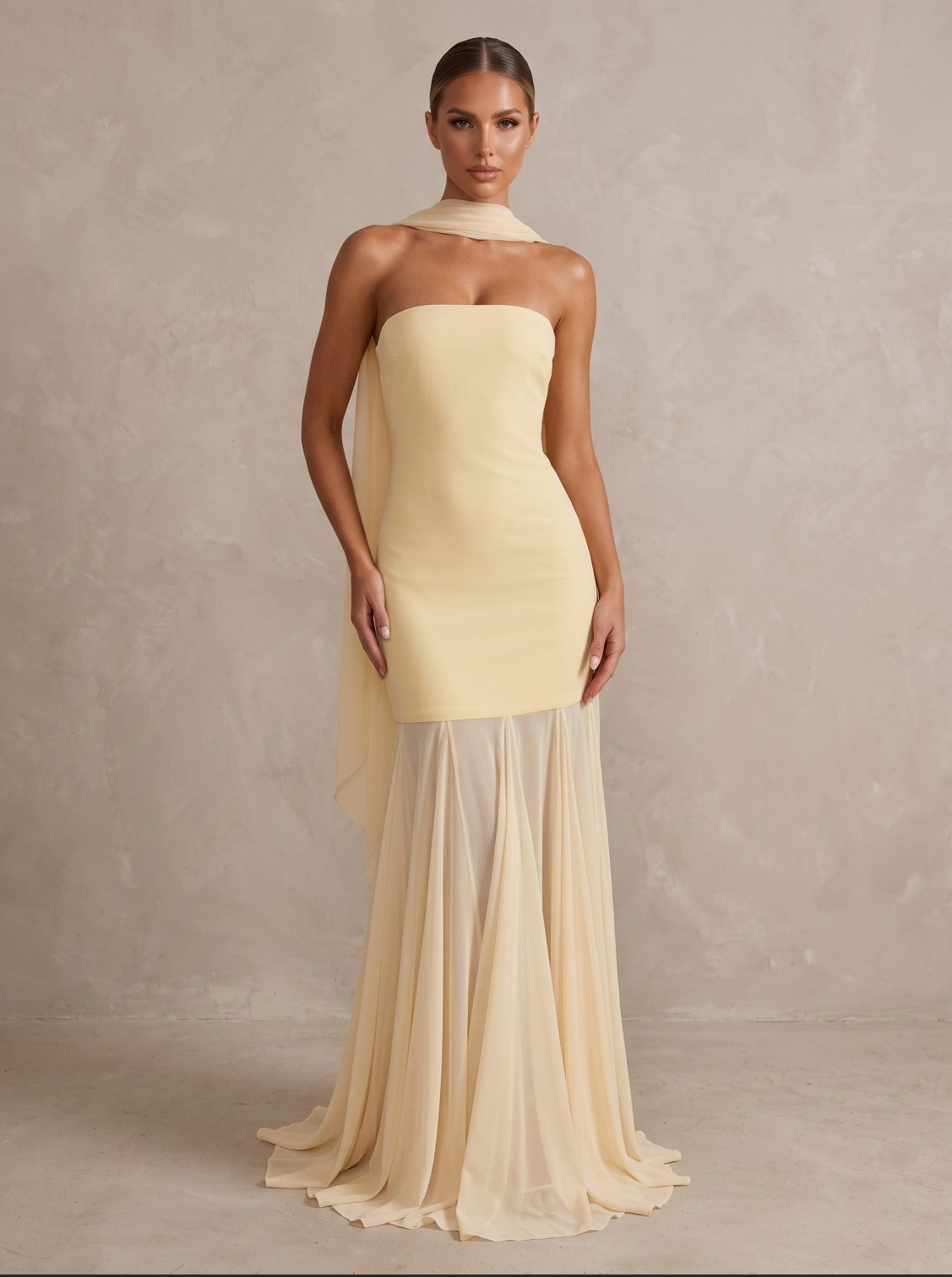 Chiffon Sheath/Column Strapless Floor-Length Formal Prom Dresses with Pleats