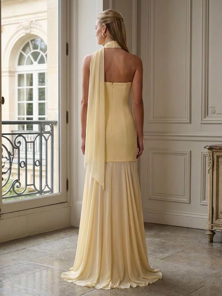 Chiffon Sheath/Column Halter Floor-Length Prom Dresses with Pleats