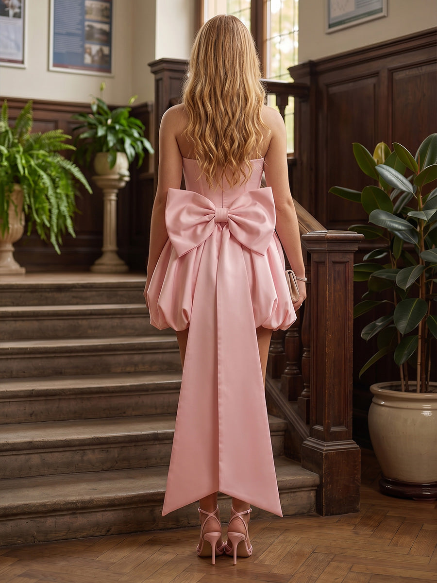 Satin A-Line/Princess Strapless Short Homecoming Dresses with Bow