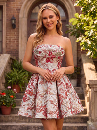 Jacquard A-Line/Princess Strapless Short Homecoming Dresses with Ruched Bodice
