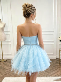 Tulle A-Line/Princess Strapless Short Homecoming Dresses with Pleats & Ruffles