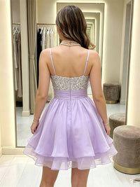 Tulle A-Line/Princess Spaghetti Straps Short Homecoming Dresses with Sequin & Ruffles