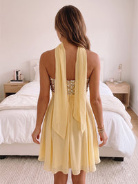 A-Line/Princess Strapless Chiffon Mini Homecoming Dresses with Scarf, Sequin & Pleats