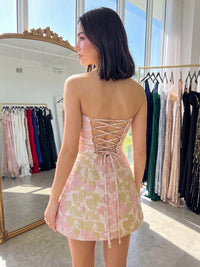 A-Line/Princess Strapless Jacquard Mini Homecoming Dresses with Belt