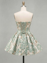 A-Line/Princess Strapless Jacquard Mini Homecoming Dresses with Corset Bodice & Pleats