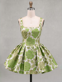 A-Line/Princess Square Neck Jacquard Mini Homecoming Dresses with Pleats