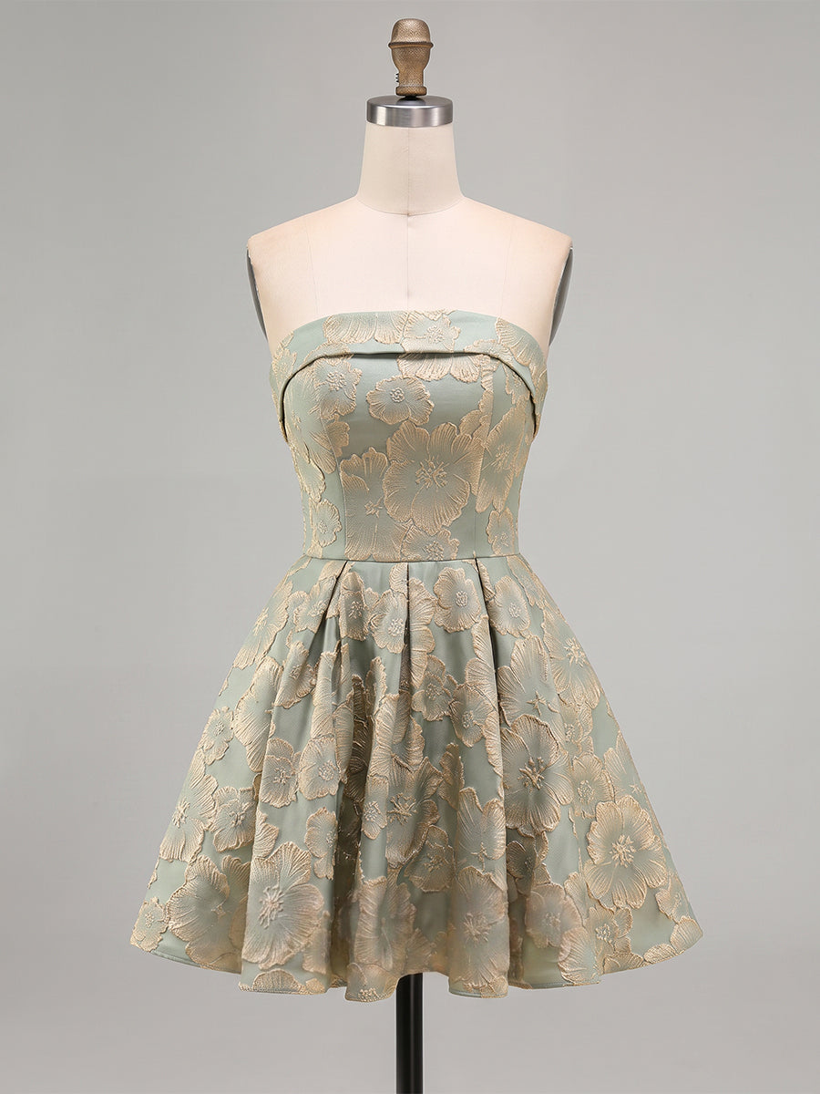 A-Line/Princess Strapless Jacquard Mini Homecoming Dresses with Pleats
