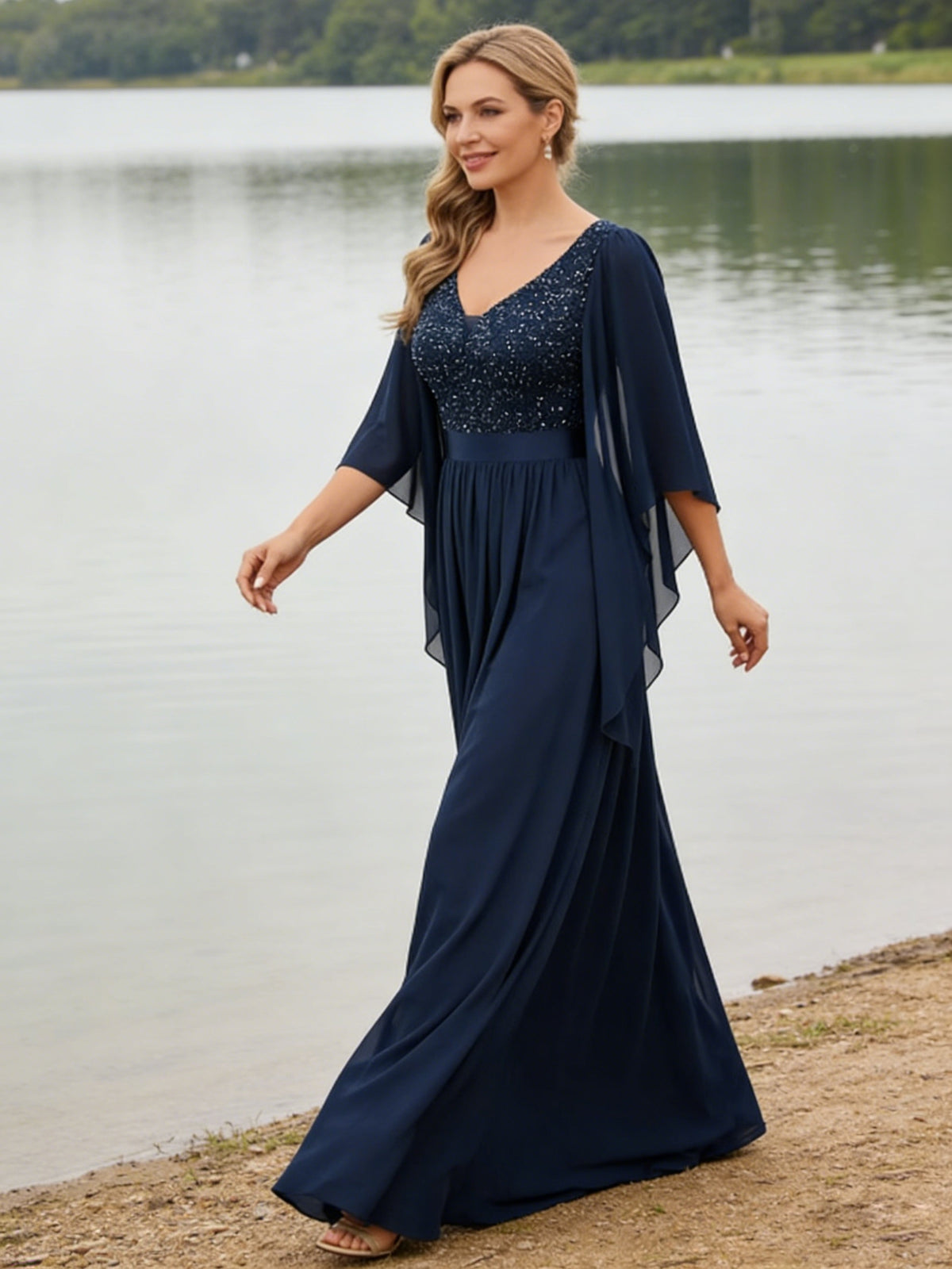 A-Line/Princess V Neck Long Sleeve Floor-Length Mother of the Bride Dresses with Sequin