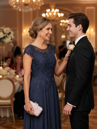 A-Line/Princess Scoop Neck Cap Sleeve Floor-Length Mother of the Bride Dresses with Lace Applique