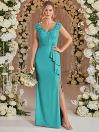 A-Line/Princess V Neck Lace Applique Floor-Length Mother of the Bride Dresses with Ruffle