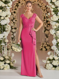 A-Line/Princess V Neck Lace Applique Floor-Length Mother of the Bride Dresses with Ruffle