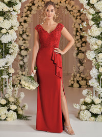 A-Line/Princess V Neck Lace Applique Floor-Length Mother of the Bride Dresses with Ruffle