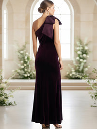 Sheath/Column One Shoulder Velvet Floor-Length Formal Mother of the Bride Dresses with Bow