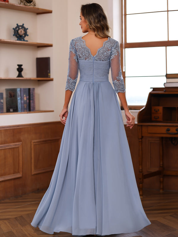 A-Line/Princess V-Neck 3/4 Sleeves Mother of the Bride Dresses with Pleated Lace Appliques
