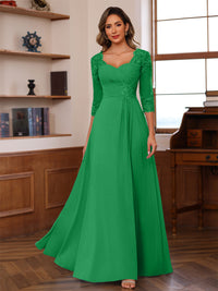 A-Line/Princess V-Neck 3/4 Sleeves Mother of the Bride Dresses with Pleated Lace Appliques