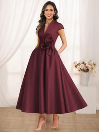 A-Line/Princess V-Neck Tea-Length Mother of the Bride Dresses with Flower