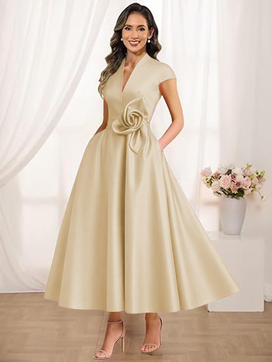 A-Line/Princess V-Neck Tea-Length Mother of the Bride Dresses with Flower