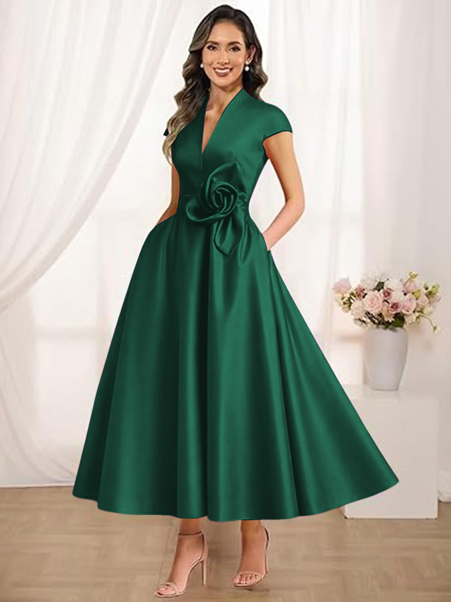 A-Line/Princess V-Neck Tea-Length Mother of the Bride Dresses with Flower