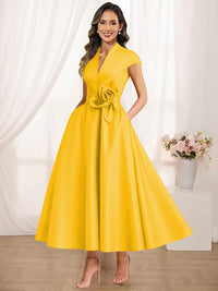 A-Line/Princess V-Neck Tea-Length Mother of the Bride Dresses with Flower