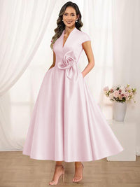 A-Line/Princess V-Neck Tea-Length Mother of the Bride Dresses with Flower