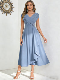 A-Line/Princess V-Neck Pleated Ruffle Tea-Length Mother of the Bride Dresses with Appliques