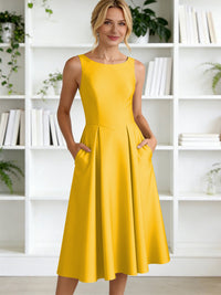 A-Line/Princess Scoop Neck Satin Tea-Length Mother of the Bride Dresses with Pockets