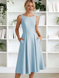 A-Line/Princess Scoop Neck Satin Tea-Length Mother of the Bride Dresses with Pockets