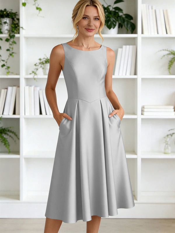 A-Line/Princess Scoop Neck Satin Tea-Length Mother of the Bride Dresses with Pockets