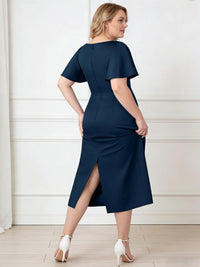 Sheath/Column Scoop Neck Pleated Satin Tea-Length Mother of the Bride Dresses with Slit