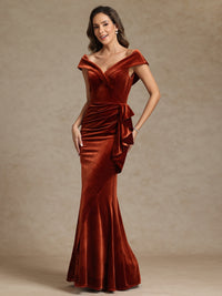 Sheath/Column Off Shoulder Pleated Velvet Floor-Length Mother of the Bride Dresses with Ruffle