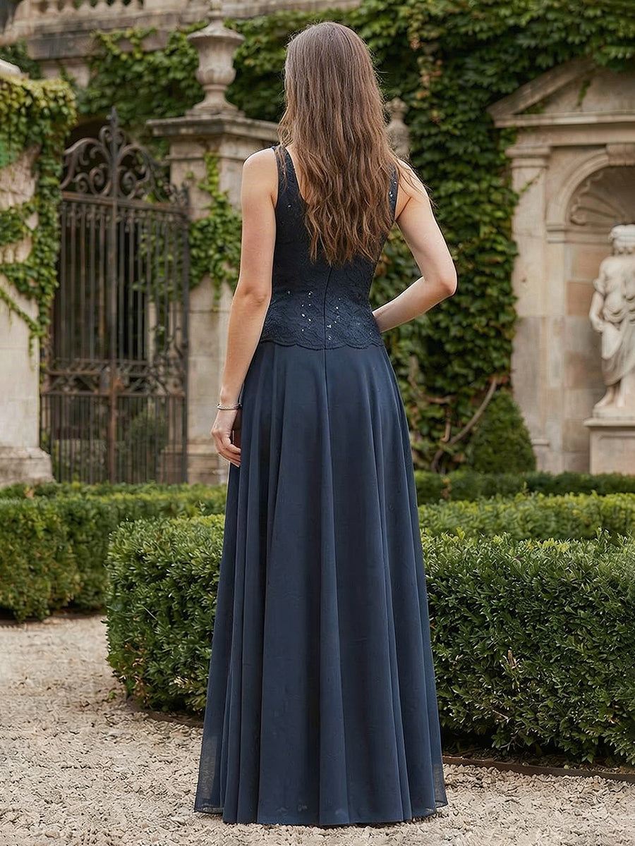 Mother of the Bride & Groom Dresses Wedding Gowns Lace Applique Two-Piece Long with Jackets