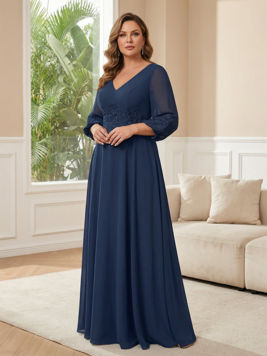 Plus Size 3/4 Sleeve V-Neck A-Line Long Mother of the Bride Dresses with Lace Applique